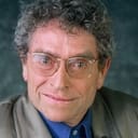 Darry Cowl als Maj. Archibald