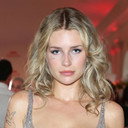 Lottie Moss als Diana