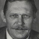 Jerzy Prażmowski als Wounded Soldier (uncredited)