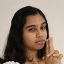 Krithi Reddy Kankanala als Maya