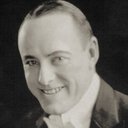 Roy Stewart als Jack Stevens