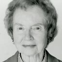 Hilary Mason als Elderly Lady