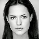 Emily Wyatt als Emma
