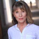 Judy McDowell als Mrs. Kurtz