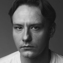 Rainer Elhi als Officer