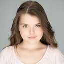 Rhys Fleming als Young Genevieve
