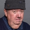 Ian McNeice als Klopfer