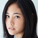 阿部純子 als Shiori Uesugi