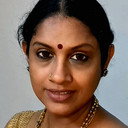 Janaki Suresh als Aavarnam