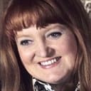 Patsy Rowlands als Hortence Withering