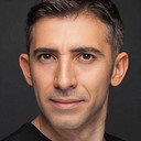 Mert Turak als Aziz