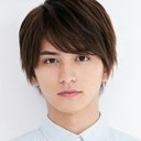 Toshiki Seto als Hiiro Kagami · Kamen Rider Brave