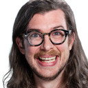 Tony Cantwell als Narrator