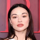 Crystal Reed als Amy Johnson