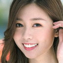 Stephanie Lee Tsz-Ching als Elaine