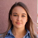 Alexandra Dolin als Beatrice