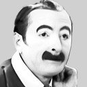 Mark Jones als The Acrobat