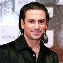 Justin Melvey als Frank Martell