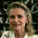 Grethe Fox als Chief librarian