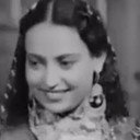 Safia Helmy als ام السعد