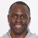 Gbenga Akinnagbe als Detective Darcy Jones