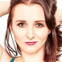 Aeryn Walker als Betty Boobs