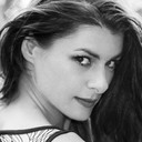 Ana Takač als Prevoditeljica