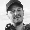 Julien Roussin-Côté als Self - Host