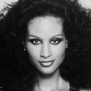 Beverly Johnson als Jane Marlowe Morrison