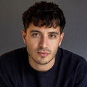 Gabriel Conte als Agency Employee #7 (voice)