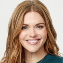 Holland Roden als Katie Manetti-Hanahan