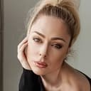 Giulia Nahmany als Journalist