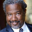 Gerald C. Rivers als Roaming Vendor