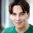 Ryan Siegel als Male Soldier