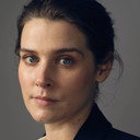 Inga Ibsdotter Lilleaas als Agnes Borg Pettersen
