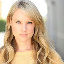 Liv von Oelreich als Leah