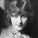 America Chedister als French Beauty