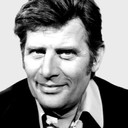 Jürgen Scheller als Majestix (voice)
