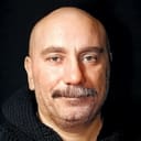 Mustafa Avkıran als 