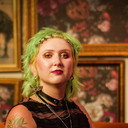 Molly Hasselbring als The Ghost