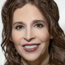 Jillie Simon als Elli DaCosta