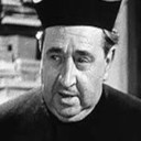 Luis Pérez de León als Don Cosme, el cura