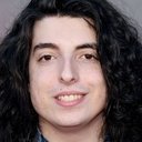 Nick Wolfhard als 