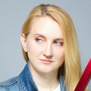 Julia Lepetit als Self - Host