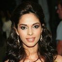 Mallika Sherawat als Samantha
