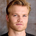 Seth Carter als Officer #1