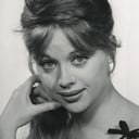 Judy Gringer als Nina