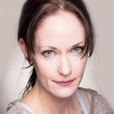 Kirsty Hamilton als Catherine