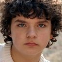 Hunter Flanagan als Ricky