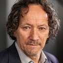 Jim Moriarty als Māori Caregiver